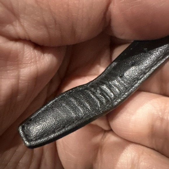 Vintage Adolfo Watch Unisex 33mm Gold Tone Black Dial Leather Band New Battery - Picture 7 of 9